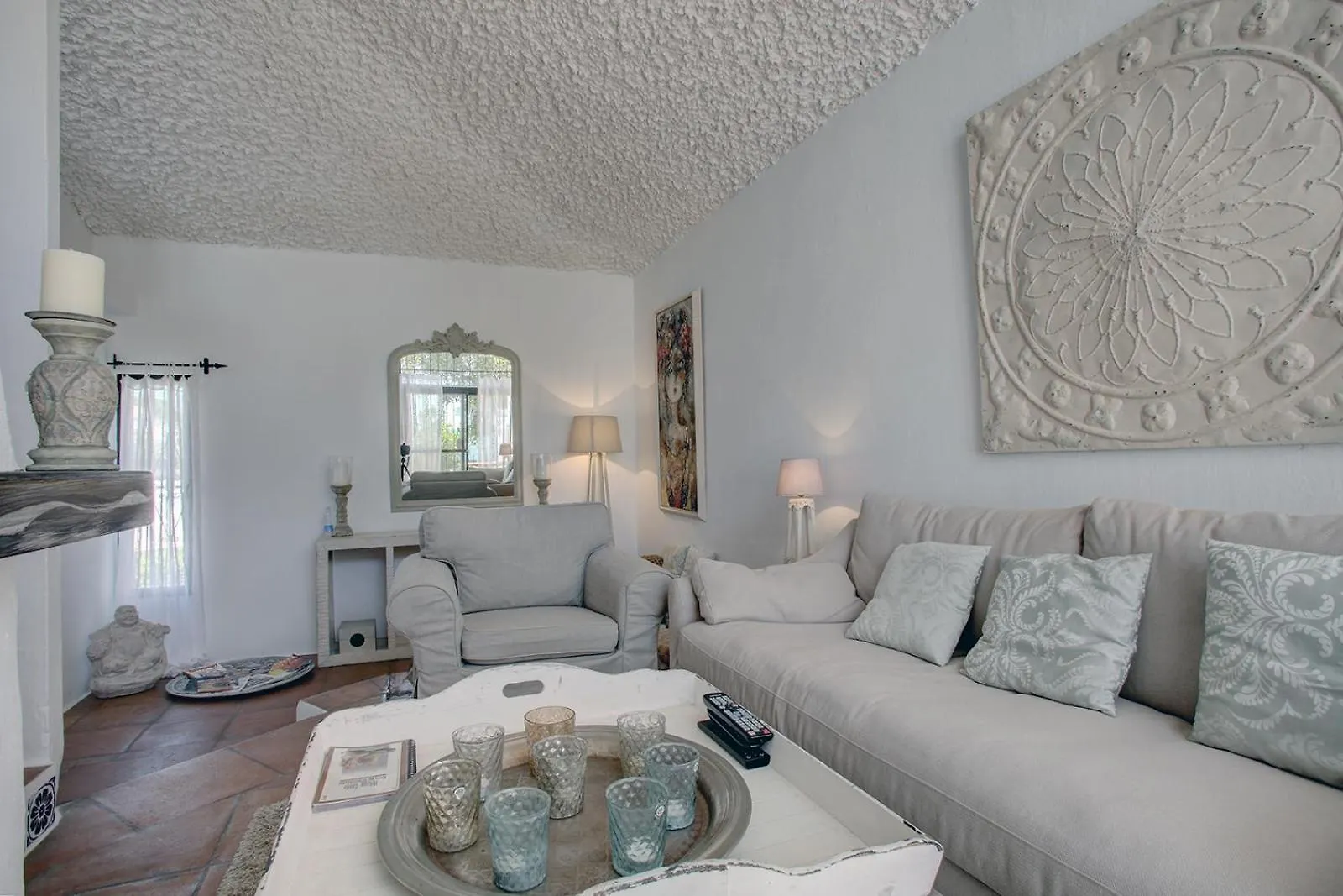 Beachfront Townhouse With Spectacular Seaview Εστεπόνα