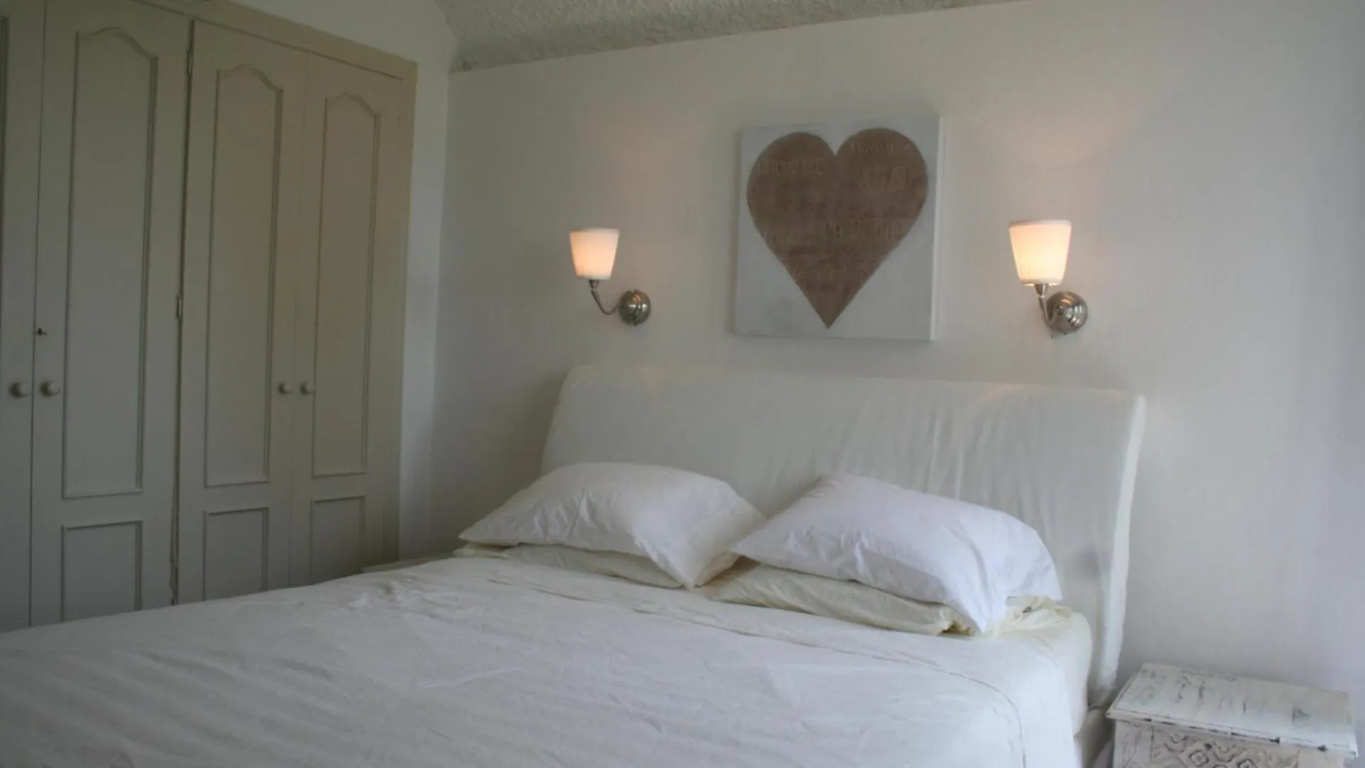 Beachfront Townhouse With Spectacular Seaview Εστεπόνα