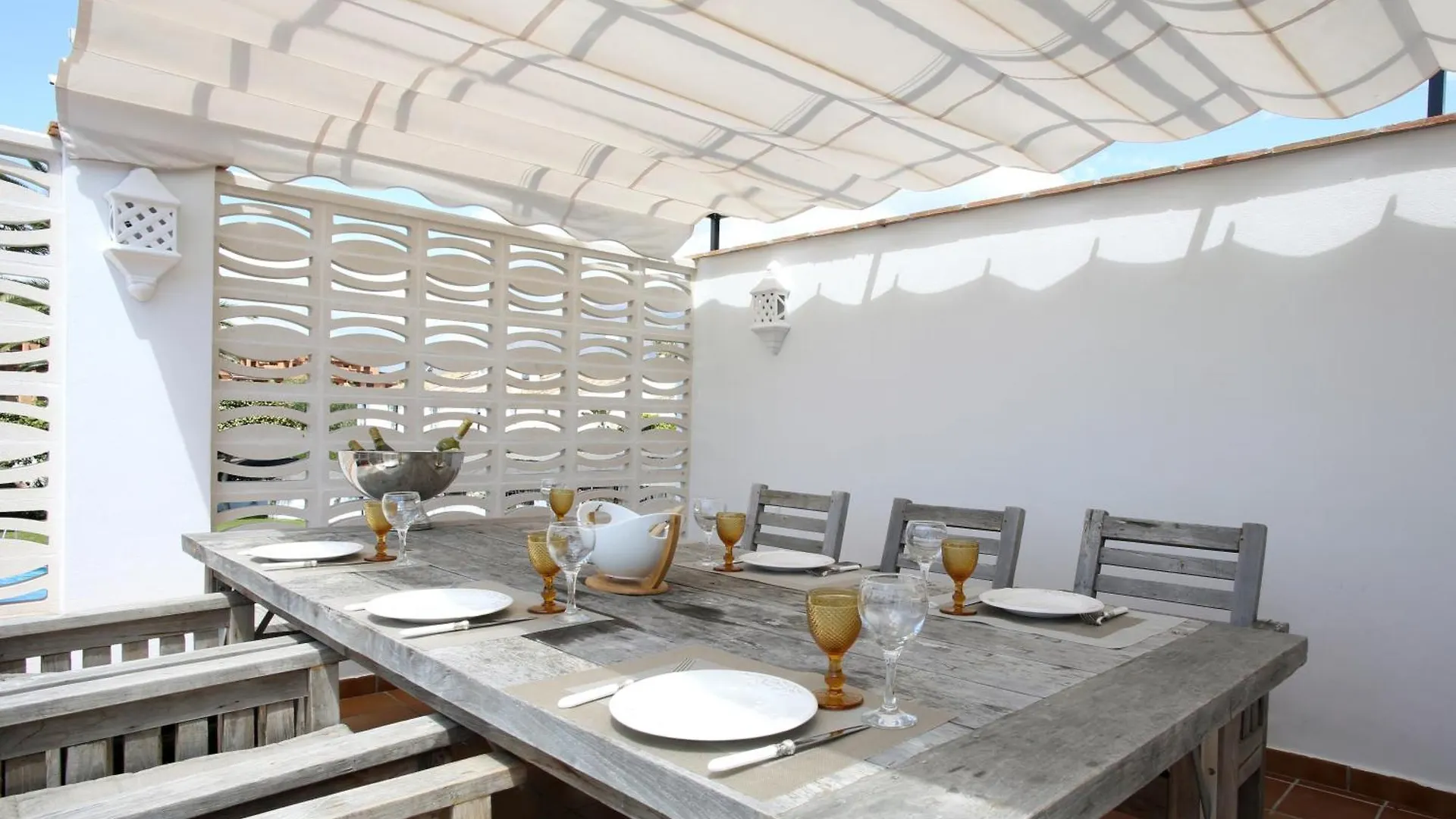 Σπίτι διακοπών Beachfront Townhouse With Spectacular Seaview Εστεπόνα Ισπανία